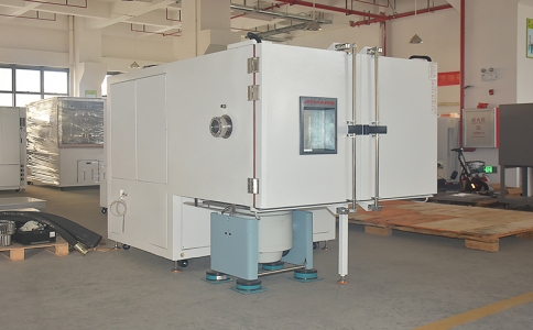 三綜合試驗(yàn)箱使用注意事項(xiàng)