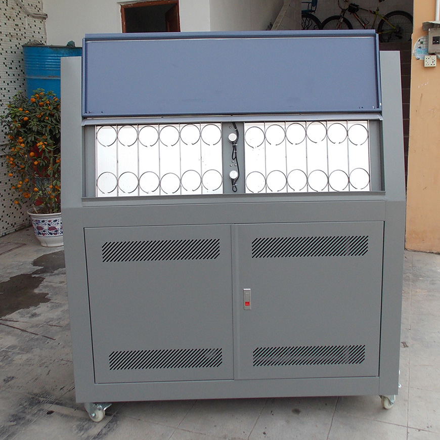 15913264465602.jpg 星拓紫外線老化試驗(yàn)箱AUV系列實(shí)拍圖三.jpg